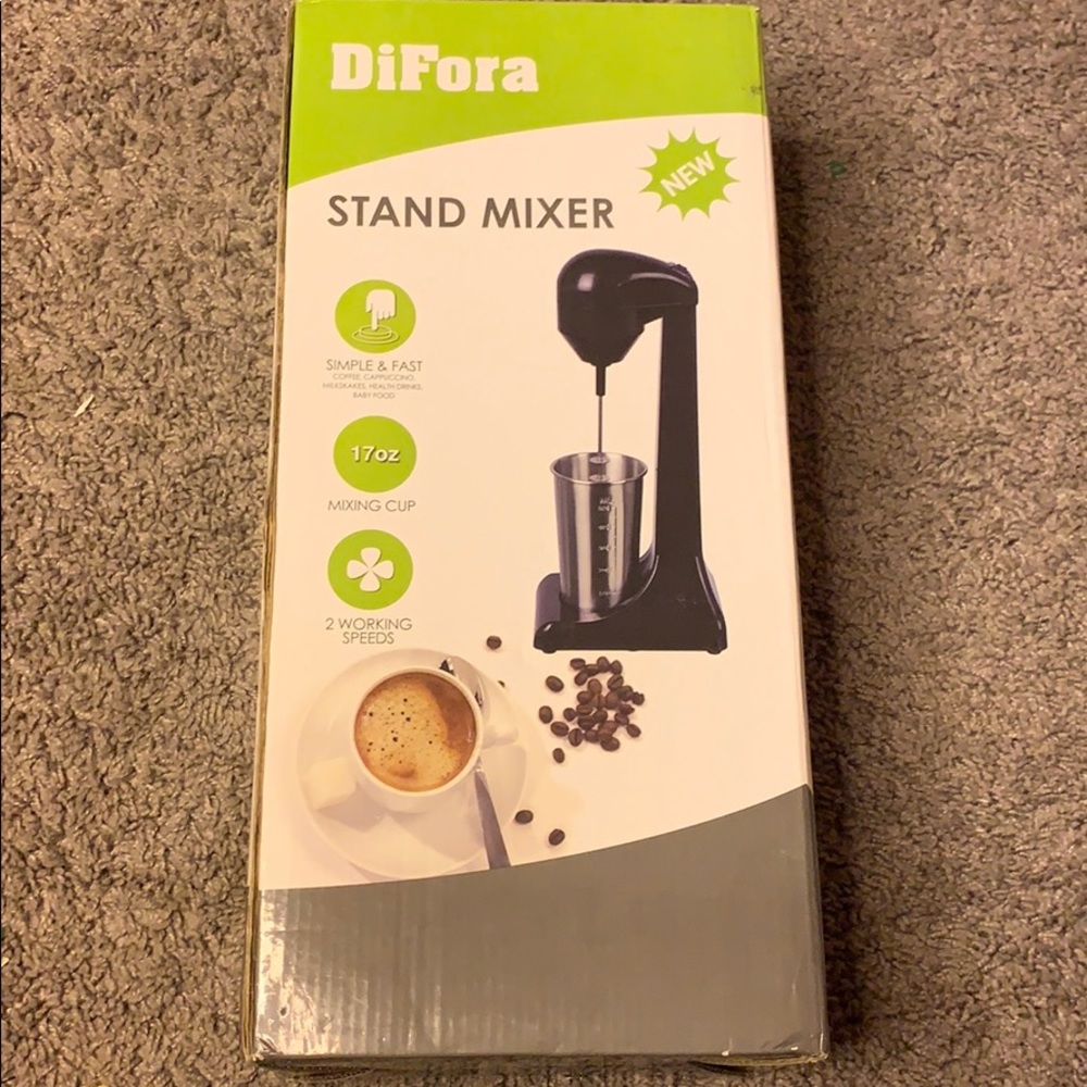 STAND MIXER